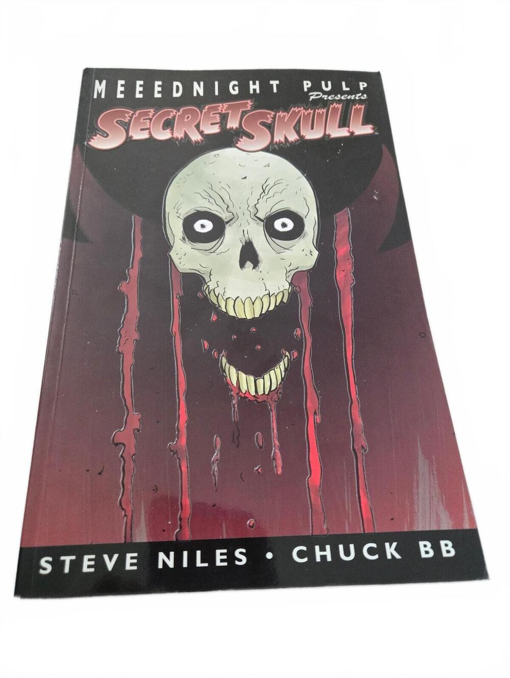 Steve Niles' Secret Skull Trade Paperback — Meeednight Pulp (IDW Publishing)